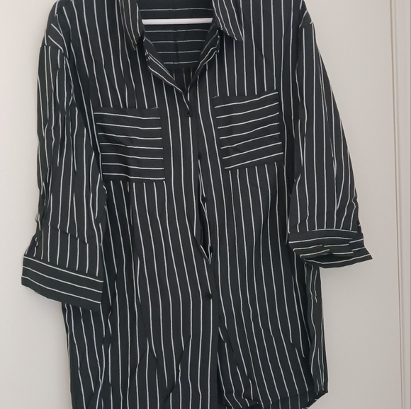 XL Elegant Beautiful Professional Work Tops - Picture 4 of 10